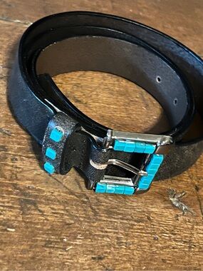 THE TERRITORY AHEAD MENS LEATHER BROWN BELT SIZE 1XL TURQUOISE GUNMETAL BELT